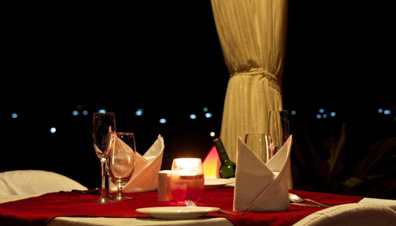 Niraamaya Wellness Retreats, Surya Samudra, Kovalam Esterno foto