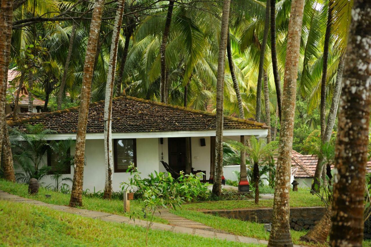 Niraamaya Wellness Retreats, Surya Samudra, Kovalam Esterno foto